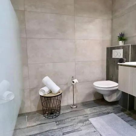 B&B Luxury House Remersdaal